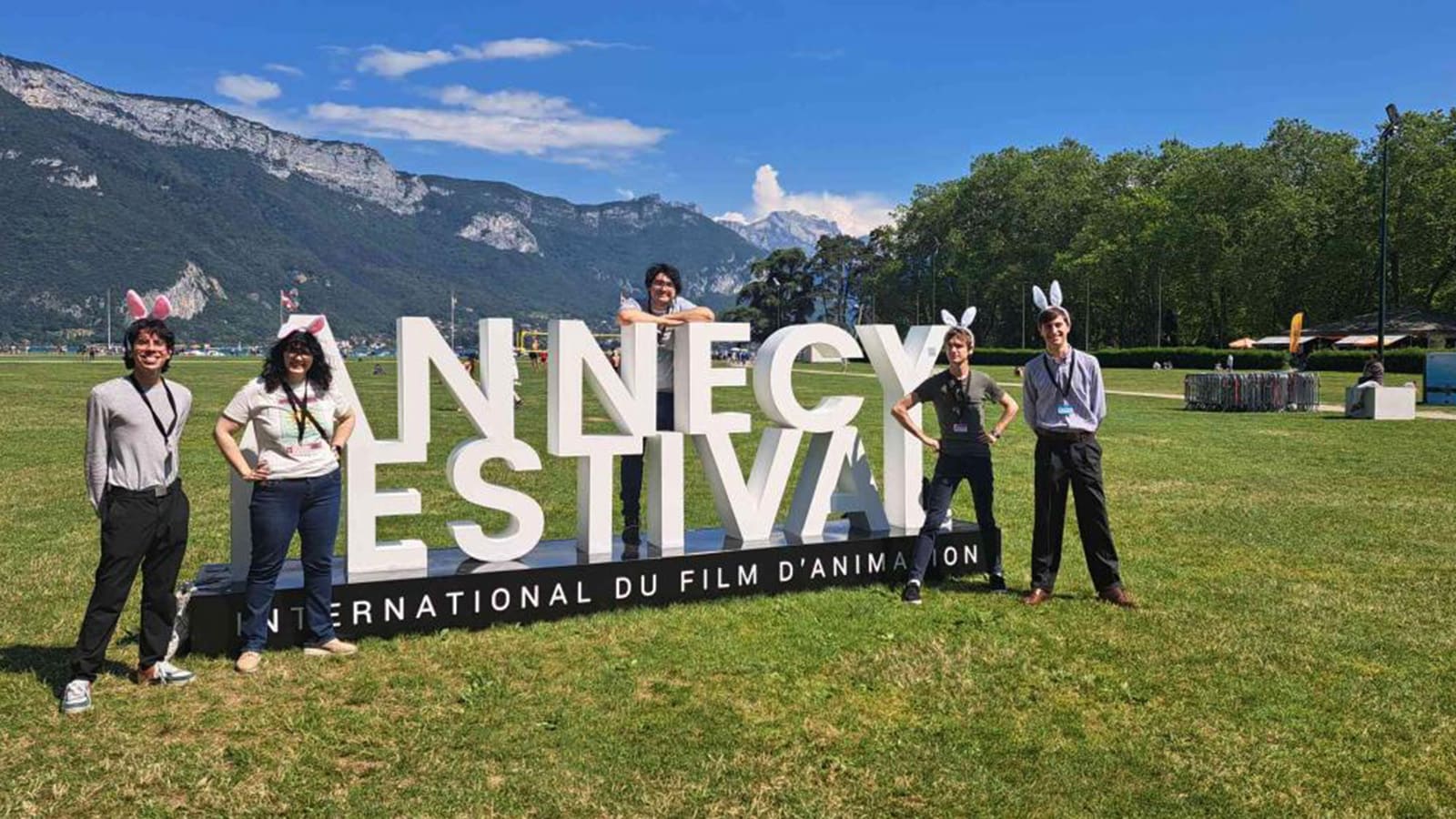 El equipo en el Festival de Cine de Annecy 2023
